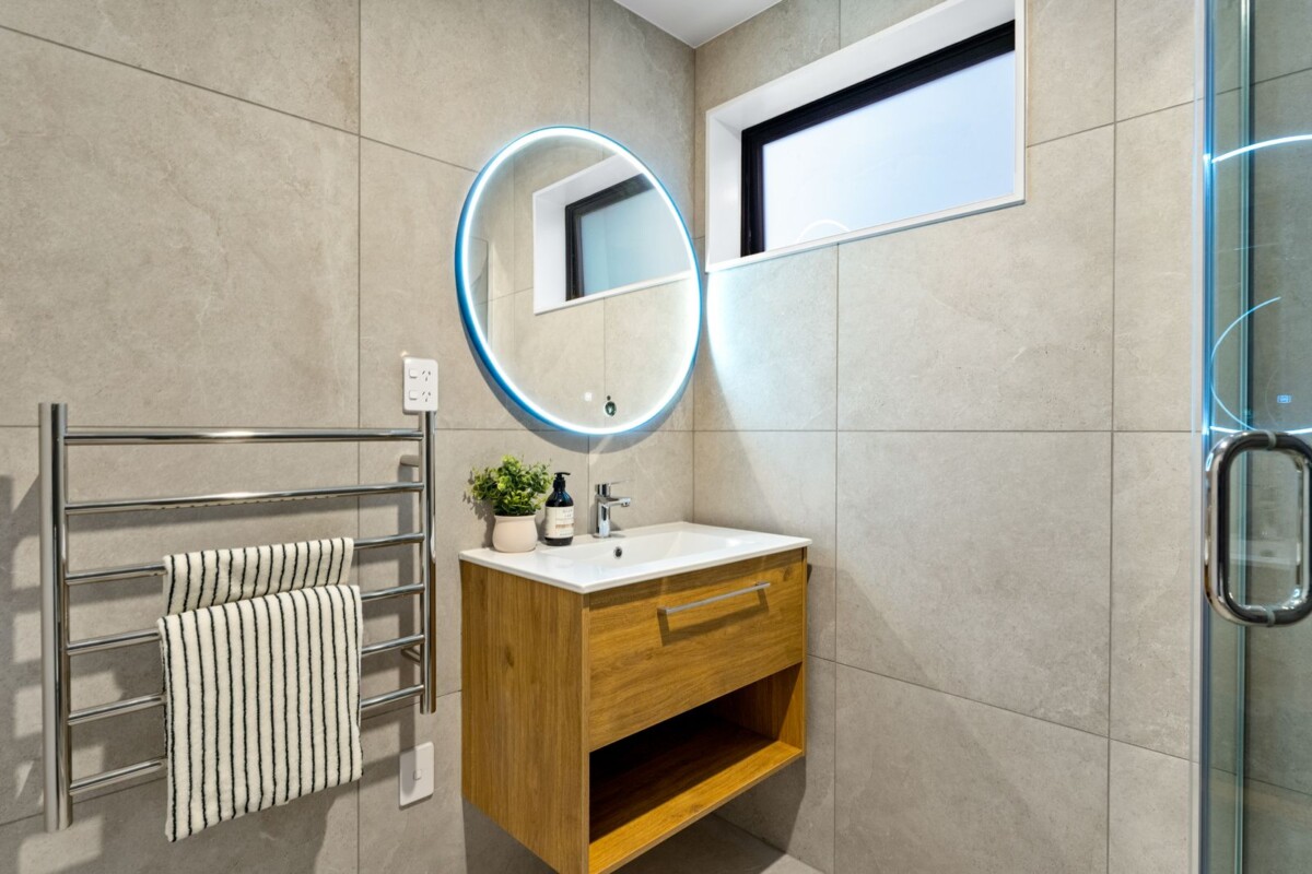 9/10 Meadowbank Road Meadowbank, Auckland, Auckland