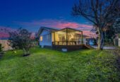 Must sell, 8A Iota Place, Clover Park, , Auckland