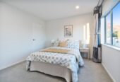 Vendor’s Paying Two Mortgages – This Must Be Sold, 22 Sunshine Boulevard, Sunnyvale, Auckland