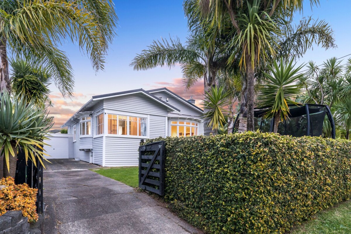 13 Elcoat Avenue, Henderson, , Auckland