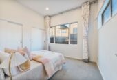 Vendor’s Paying Two Mortgages – This Must Be Sold, 22 Sunshine Boulevard, Sunnyvale, Auckland