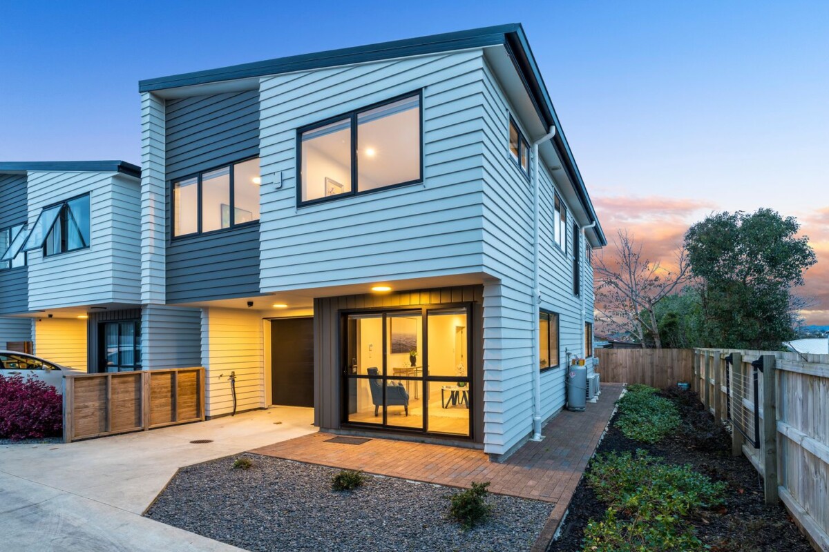 29D MacKenzie Street, Te Atatu South, Auckland
