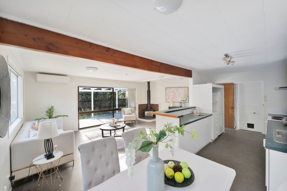 Conjunctionals welcome, 26 Tabitha Crescent, Henderson, Auckland