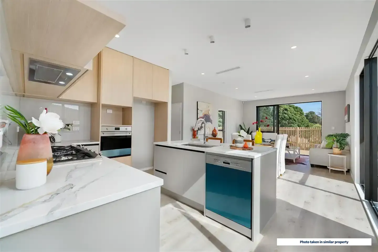 36 Whakairo Crescent, Gulf Harbour