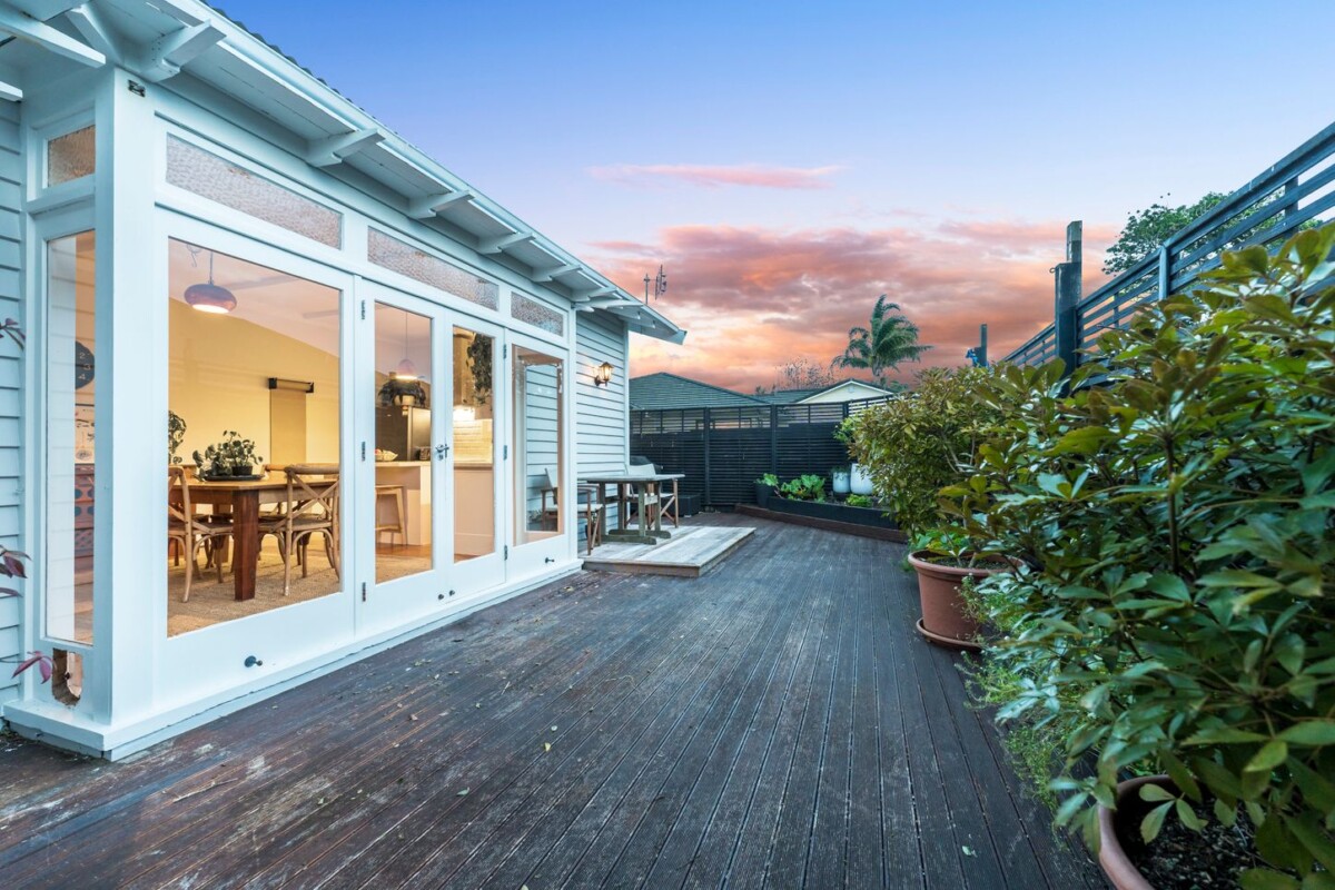 13 Elcoat Avenue, Henderson, , Auckland