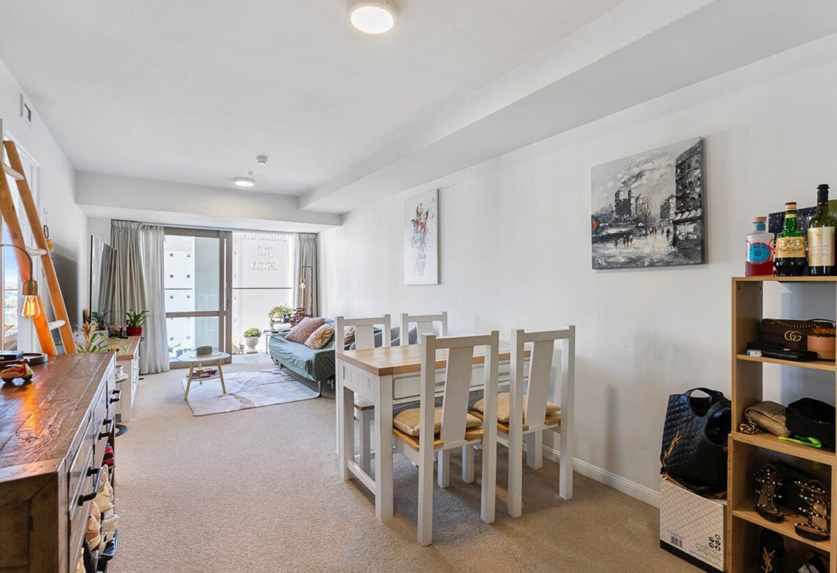 Auckland Girls’ Grammar School zone, Price Reduced! Urgent Sale, Freehold, 2 bedroom apartment with a secure car park, 904/168 Hobson Street, City Centre, Auckland