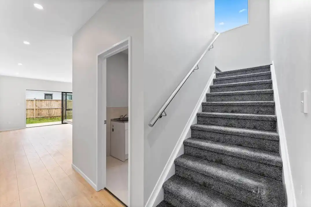Brandnew 3 beds + study 2.5 baths home with car park, 0.7 km to Ngakoroa School, 2.5 km to Rosehill College, 39B Hari Road, Karaka, Auckland
