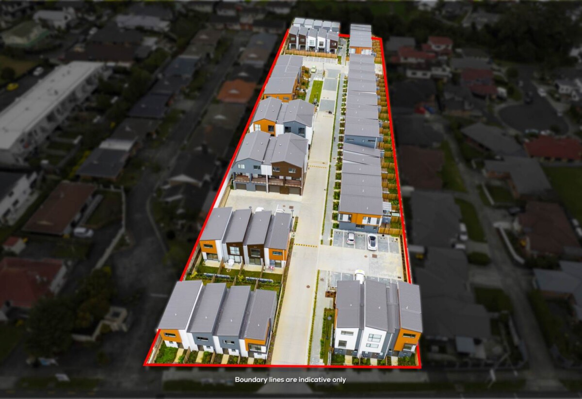 Priced For Urgent Sale, 6 Raupeti Lane, Henderson, Auckland