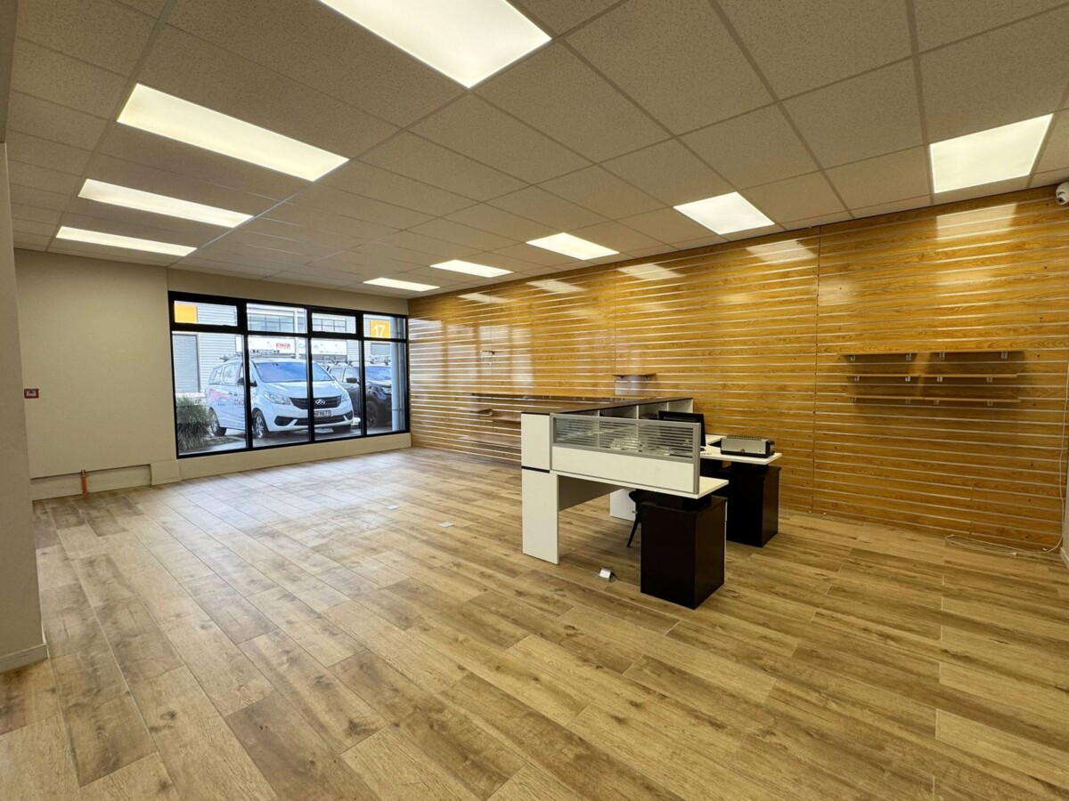 Unit 9/114 Wiri Station Road, Auckland