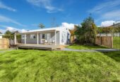 Next to Park, Renovated, 10D Shiloh Way, Greenhithe, Auckland