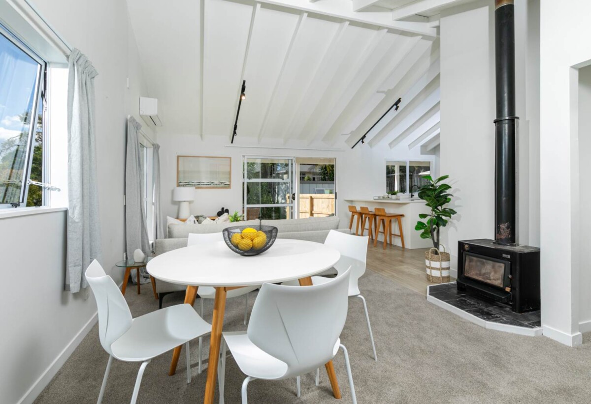 Next to Park, Renovated, 10D Shiloh Way, Greenhithe, Auckland