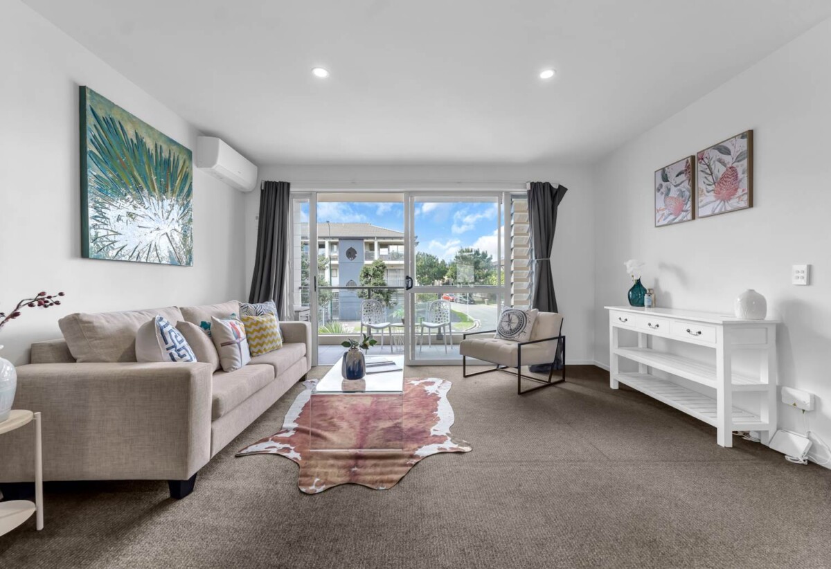 92B Michael Jones Drive, Flat Bush, Auckland