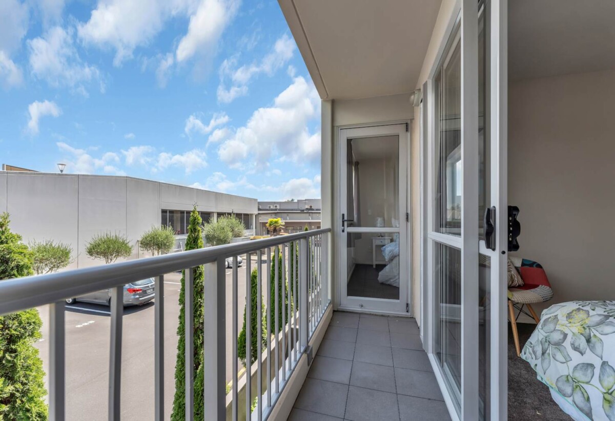 92B Michael Jones Drive, Flat Bush, Auckland