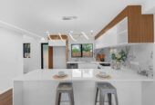 Freehold Affordable 3 bed 2.5 baths home with 10 Years MB, 1/1 Benita Place, Sunnyvale, Auckland