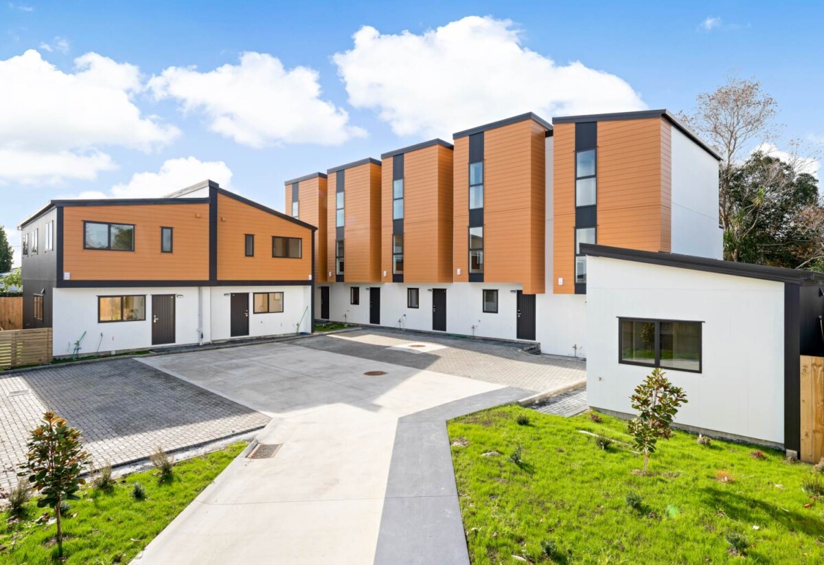 4/10 Orchid Place, Te Atatu South, Auckland