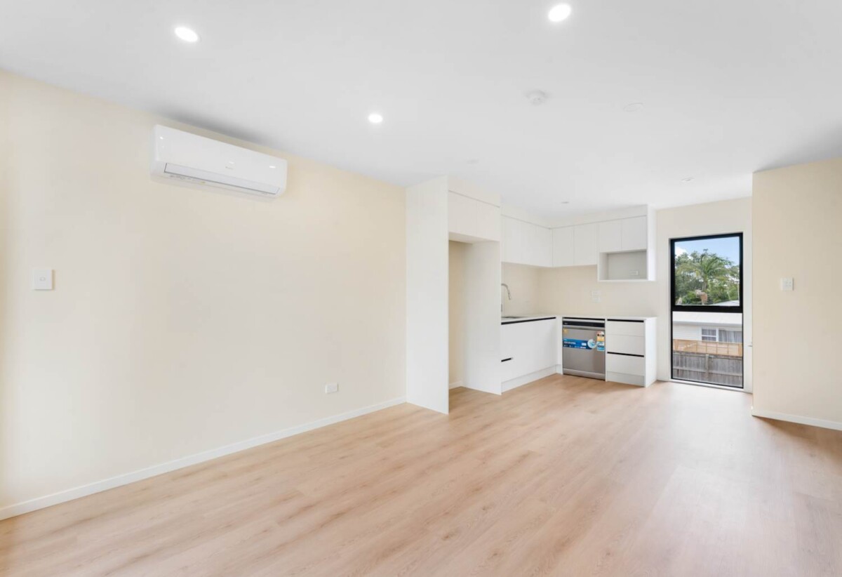 4/10 Orchid Place, Te Atatu South, Auckland