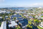 2C Rangitoto Terrace, Milford, Auckland