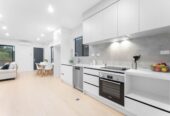2/1 Edgewood Way, Henderson, Auckland