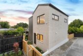 2/1 Edgewood Way, Henderson, Auckland