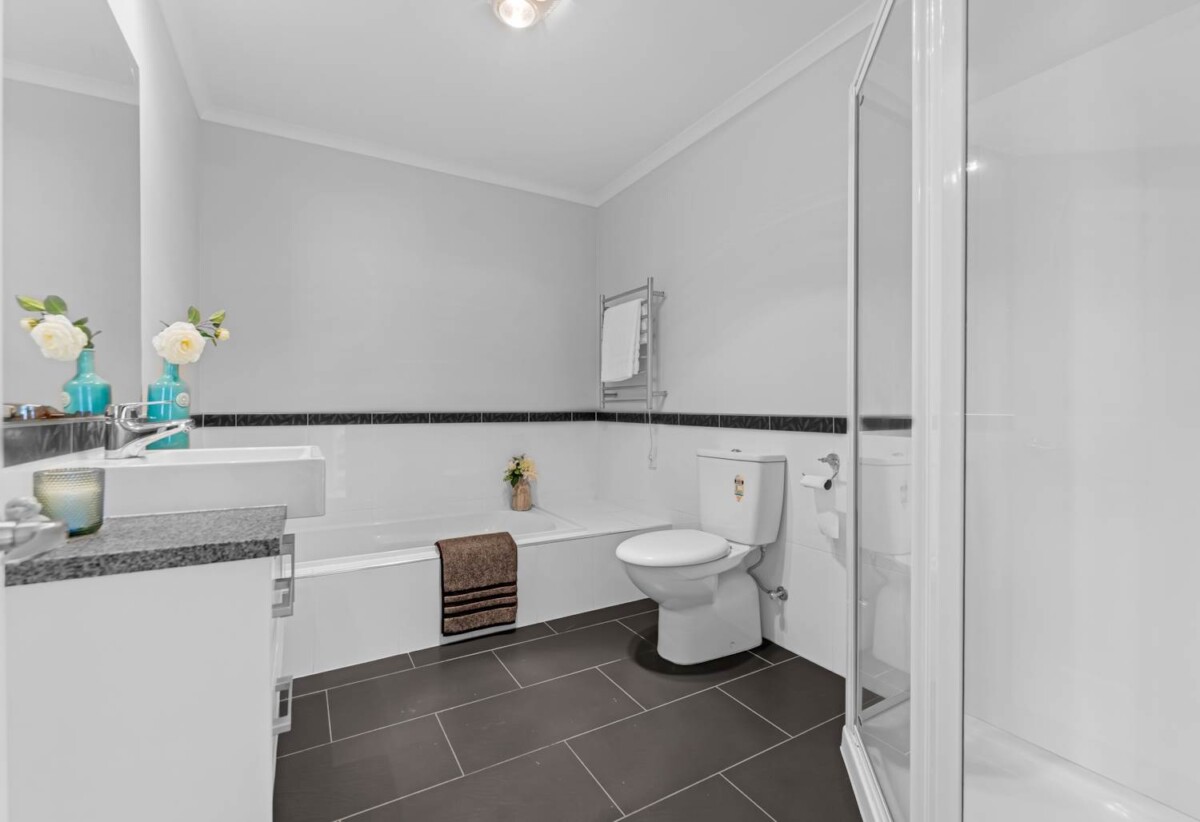 8 Bushpark Place, Flat Bush, Auckland