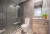 4 beds 3 baths home, close to schools, supermarket, town centre, reserve, 48C Tamatea Avenue, Pt England, Auckland