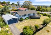 2 Longreach Drive, Sunnyvale, Auckland