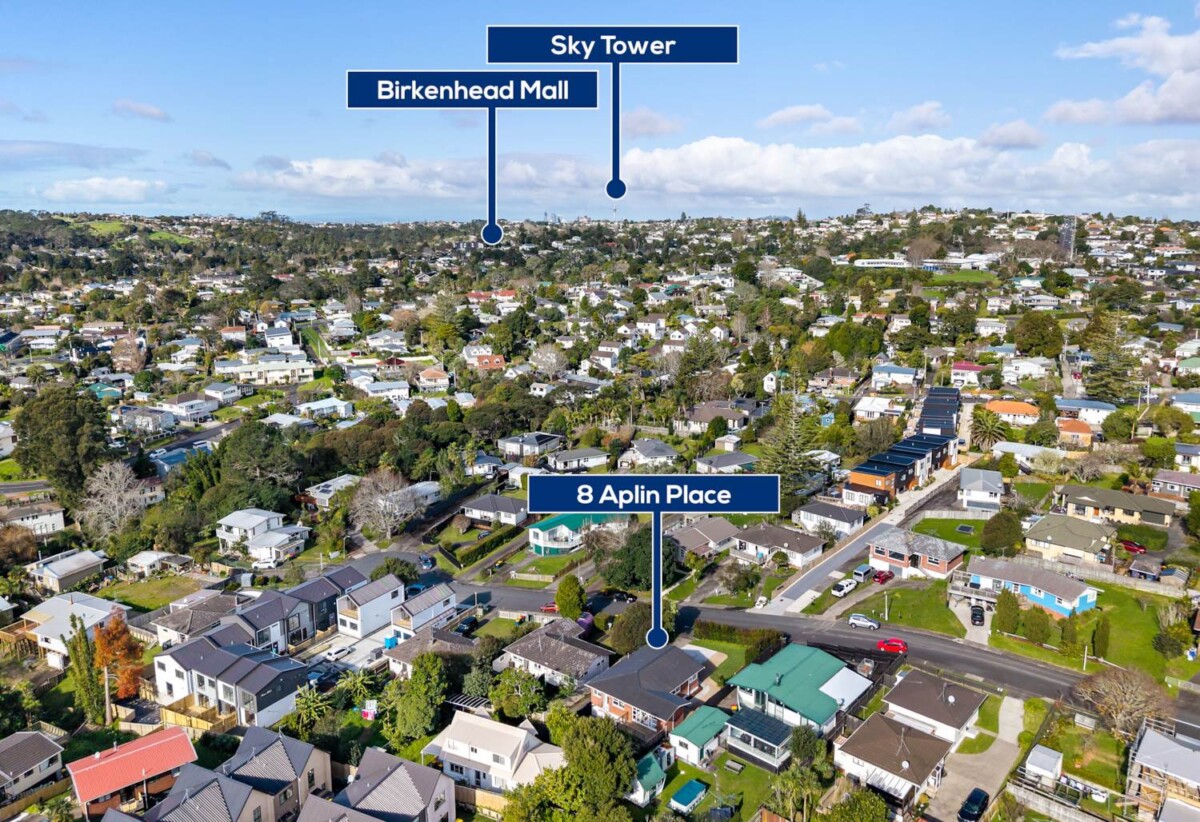 Renovated, 3 beds house on 458m² section, walks to schools, other local amenities, 8 Aplin Place, Birkdale, Auckland