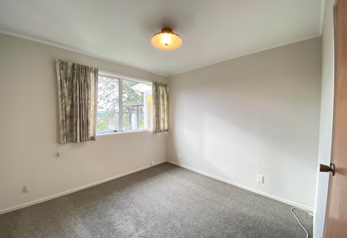 With RC, BC, EPA for 3 four-bedrooms new houses, 124 Awaruku Road, Torbay, Auckland