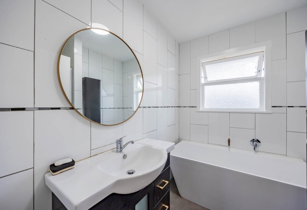 2x 3-beds Houses on 1 Title, 804m² Corner Site, THAB, currently rented for ($650 plus $575) per week, 41 Ashgrove Road, Mangere, Auckland