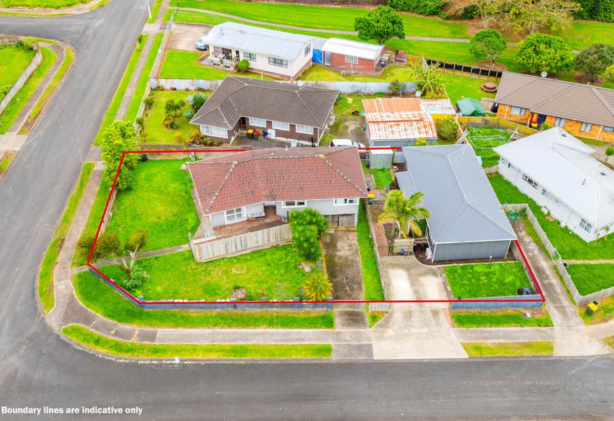 2x 3-beds Houses on 1 Title, 804m² Corner Site, THAB, currently rented for ($650 plus $575) per week, 41 Ashgrove Road, Mangere, Auckland