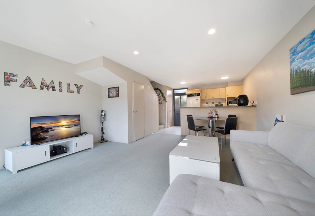 18/8 Soljak Place, Mt Albert, Auckland