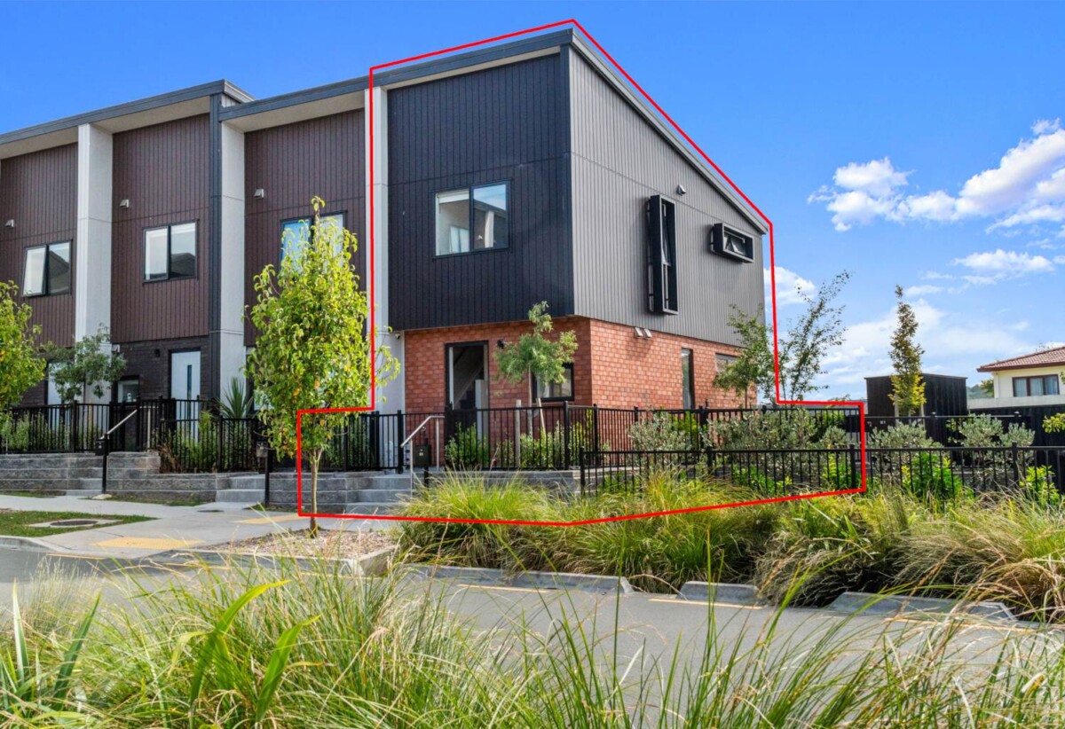 Must sell, 89 Selo Street, Glen Eden, Auckland