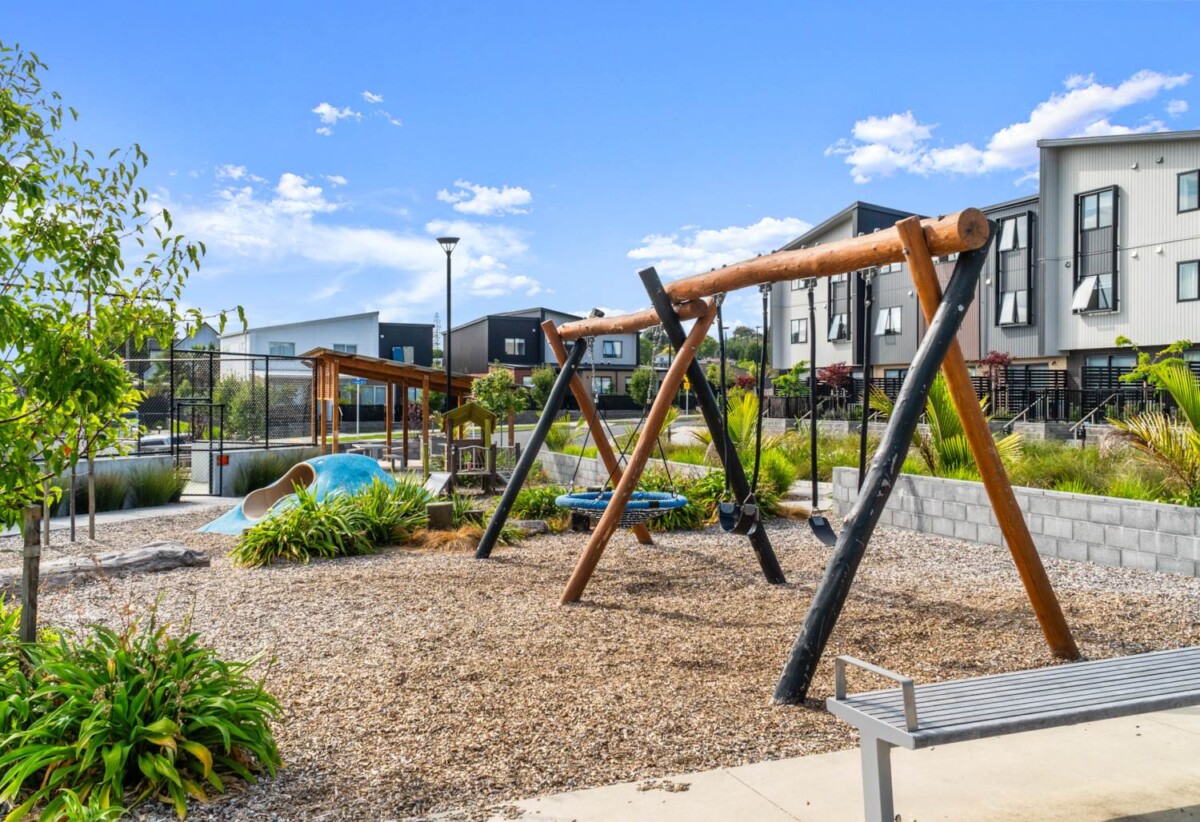 Must sell, 89 Selo Street, Glen Eden, Auckland