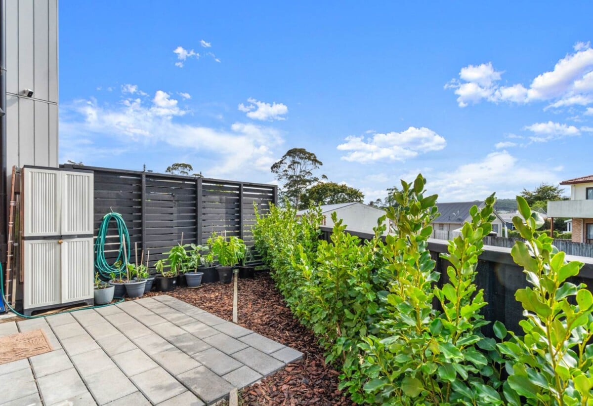 Must sell, 89 Selo Street, Glen Eden, Auckland