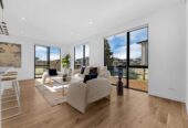 7 Lagonda Rise, Pinehill, Auckland