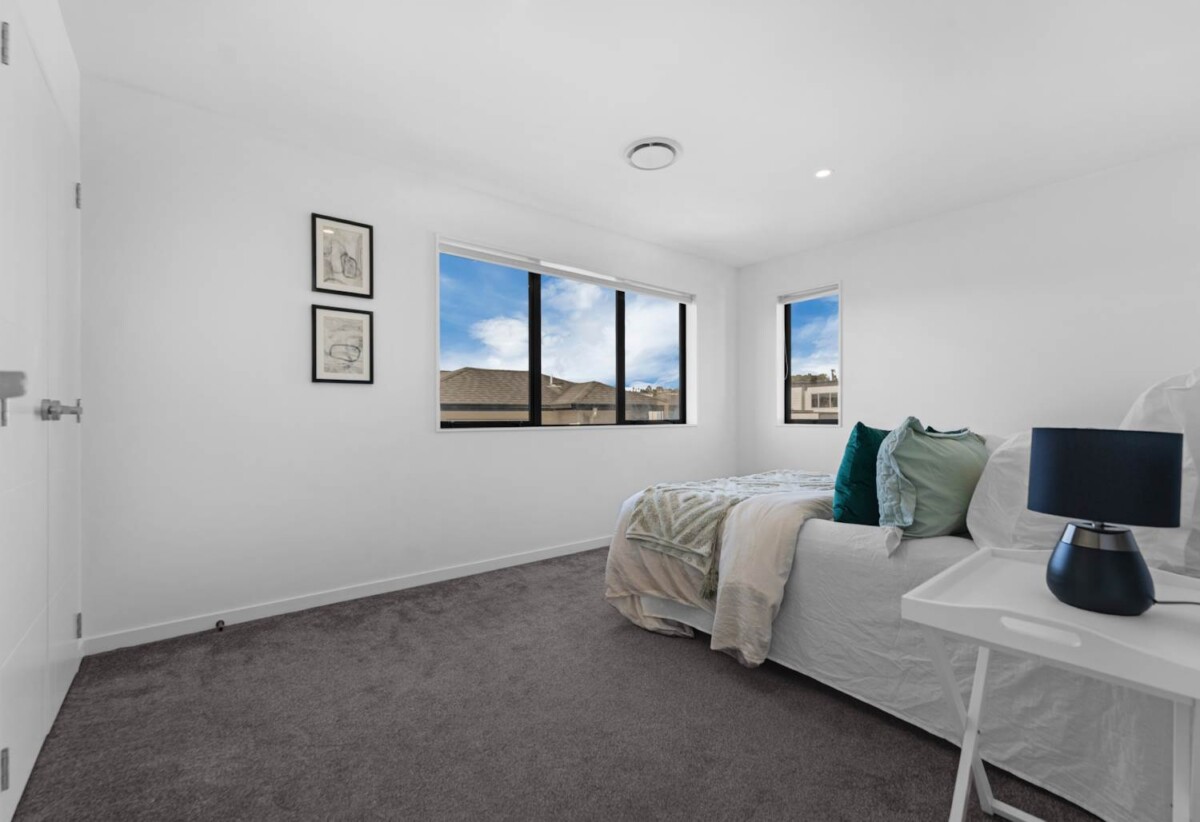 7 Lagonda Rise, Pinehill, Auckland