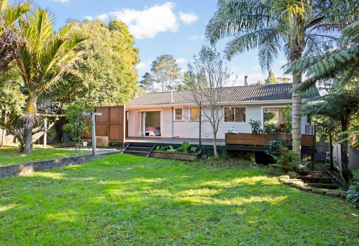 With RC & EPA for 7-lot subdivision, BC pending, 96 Millbrook Road, Sunnyvale, Auckland