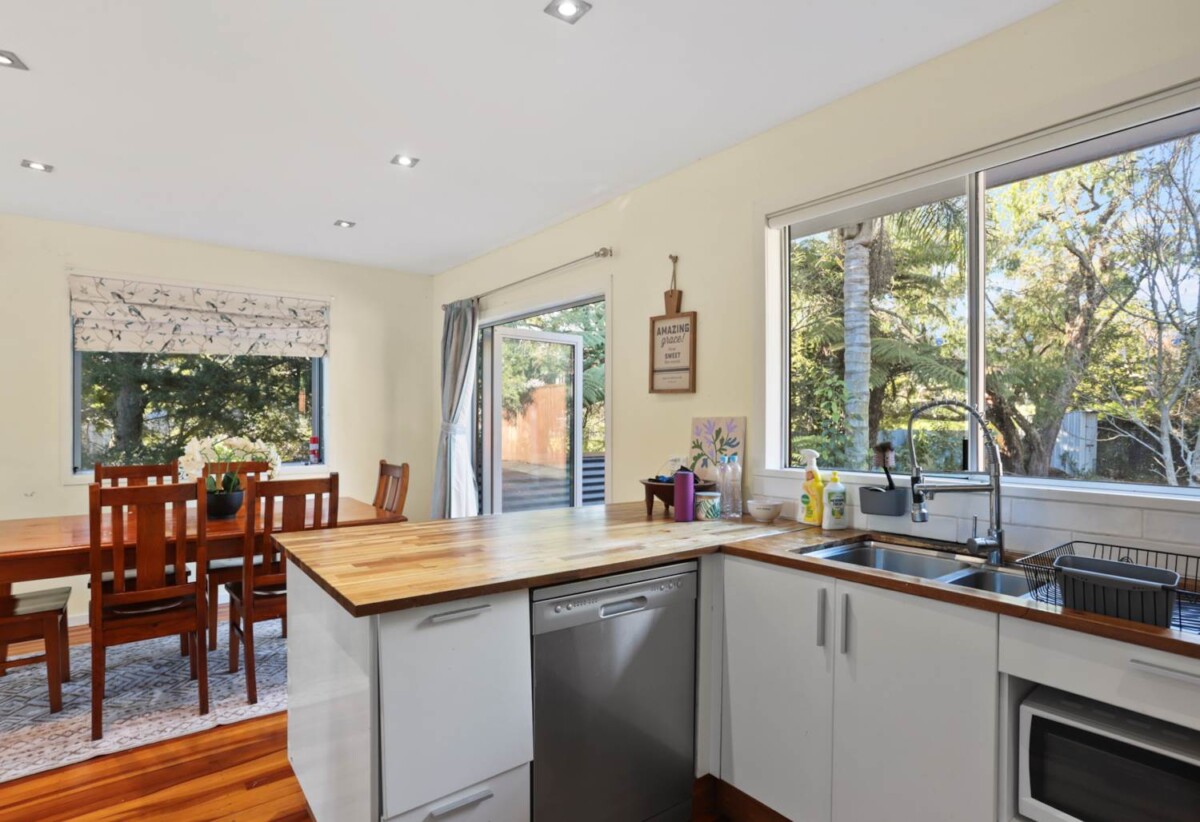 With RC & EPA for 7-lot subdivision, BC pending, 96 Millbrook Road, Sunnyvale, Auckland