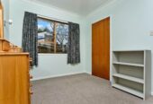 1/4 Lynn Road, Glenfield, Auckland