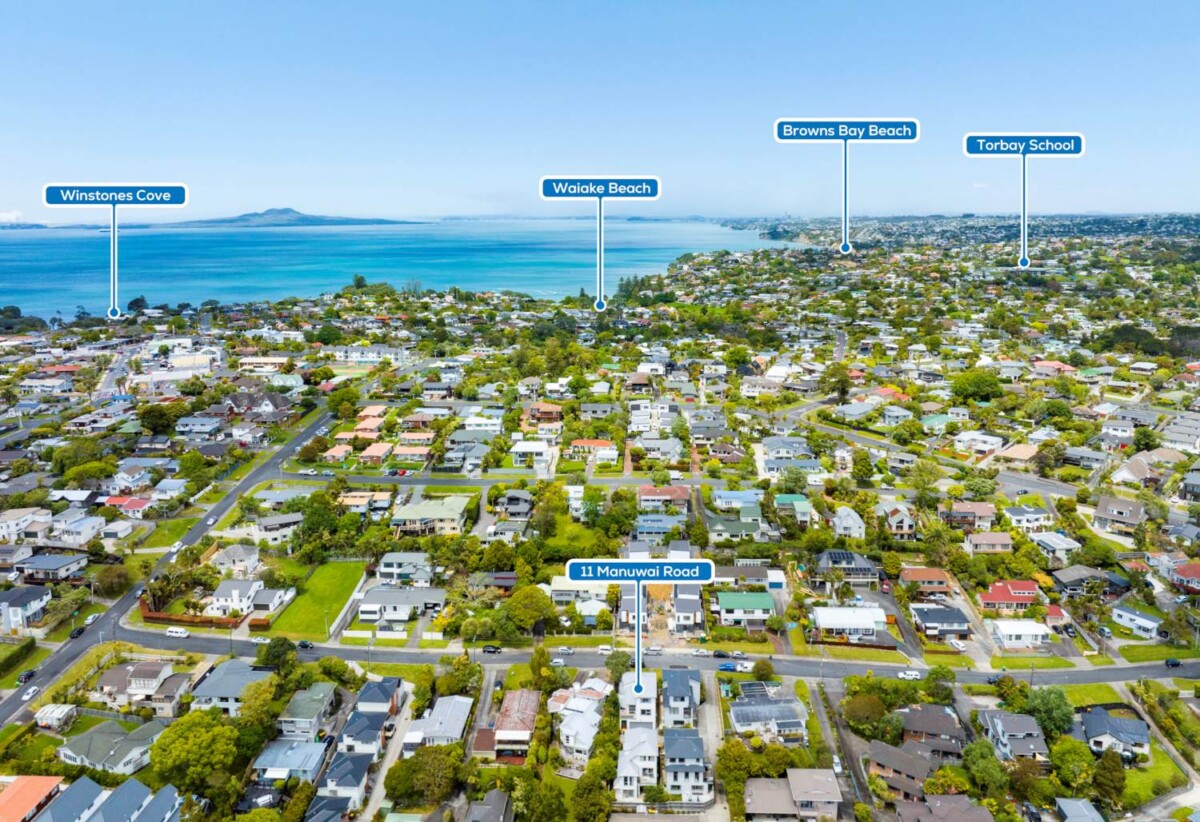 11 Manuwai Road, Torbay, Auckland