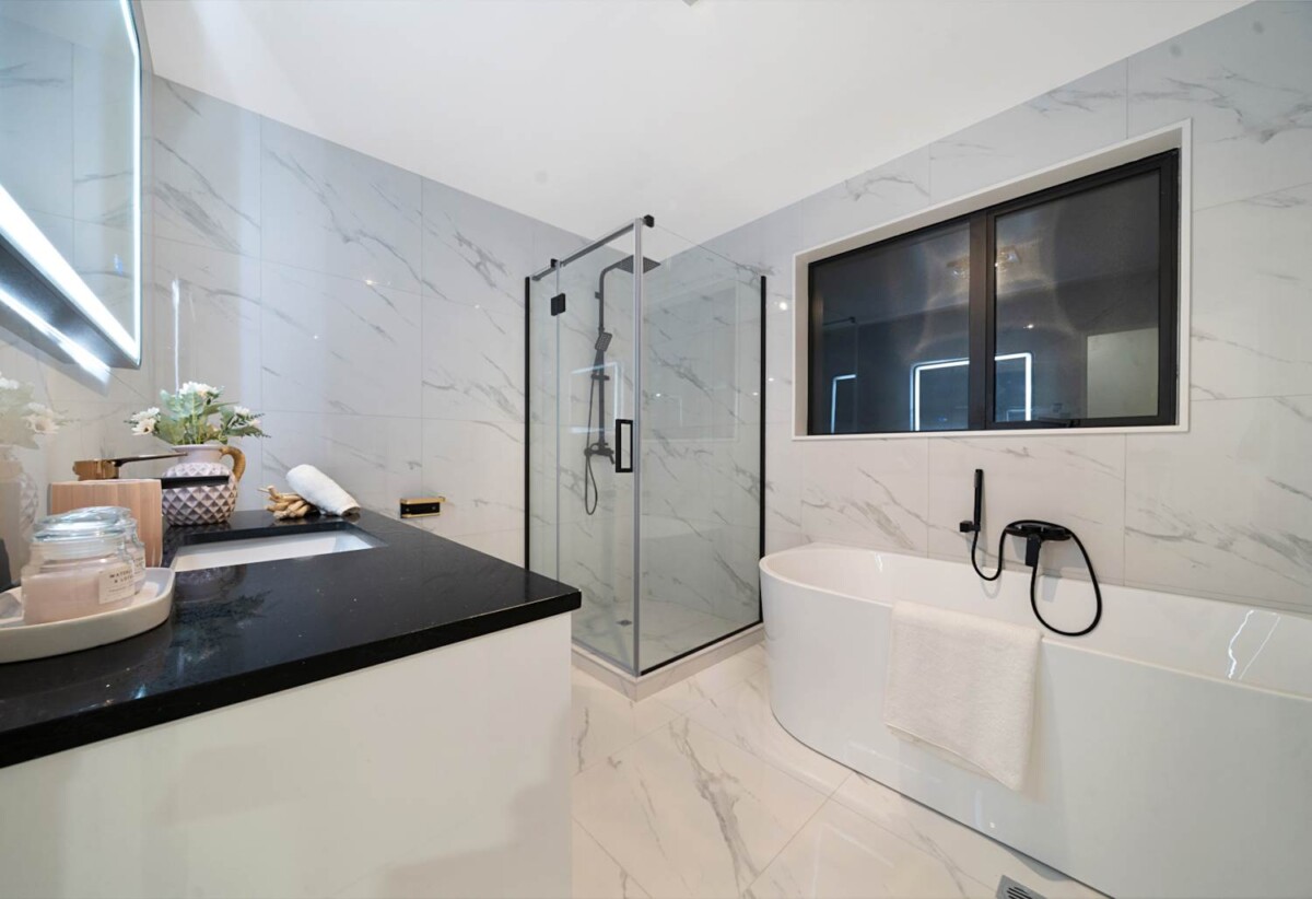 92 Godley Road, Green Bay, Auckland