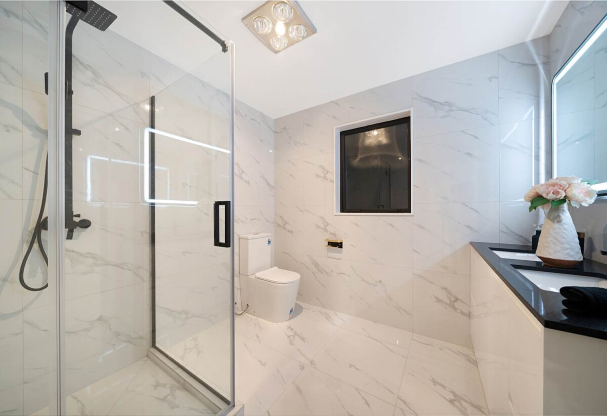 92 Godley Road, Green Bay, Auckland
