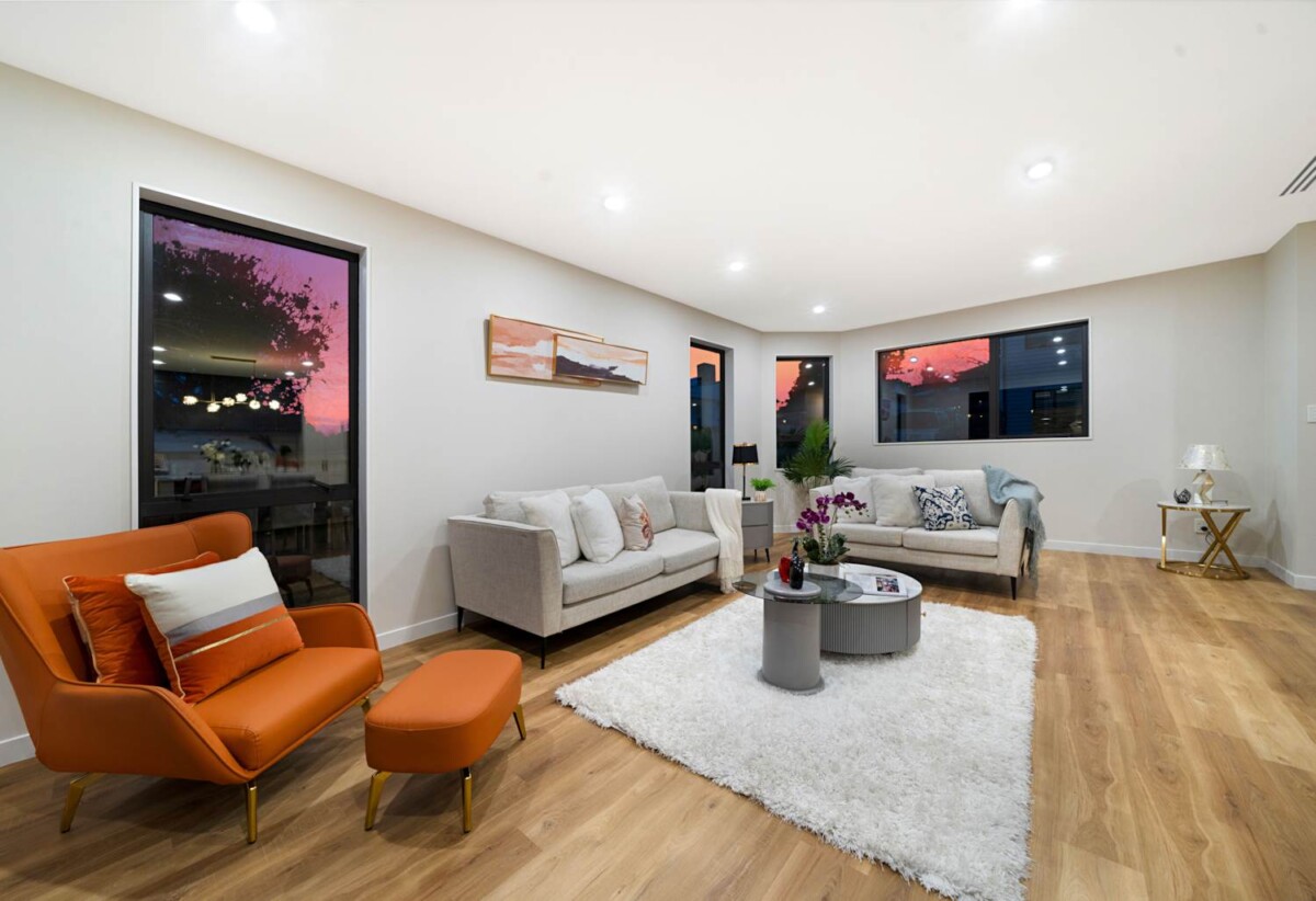 92 Godley Road, Green Bay, Auckland