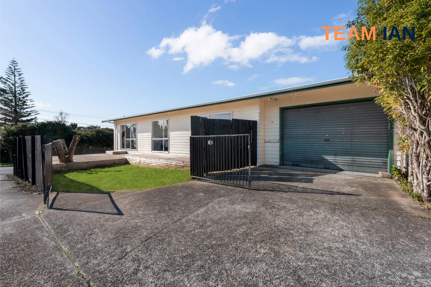 1/42 Pomaria Road, Henderson, Auckland