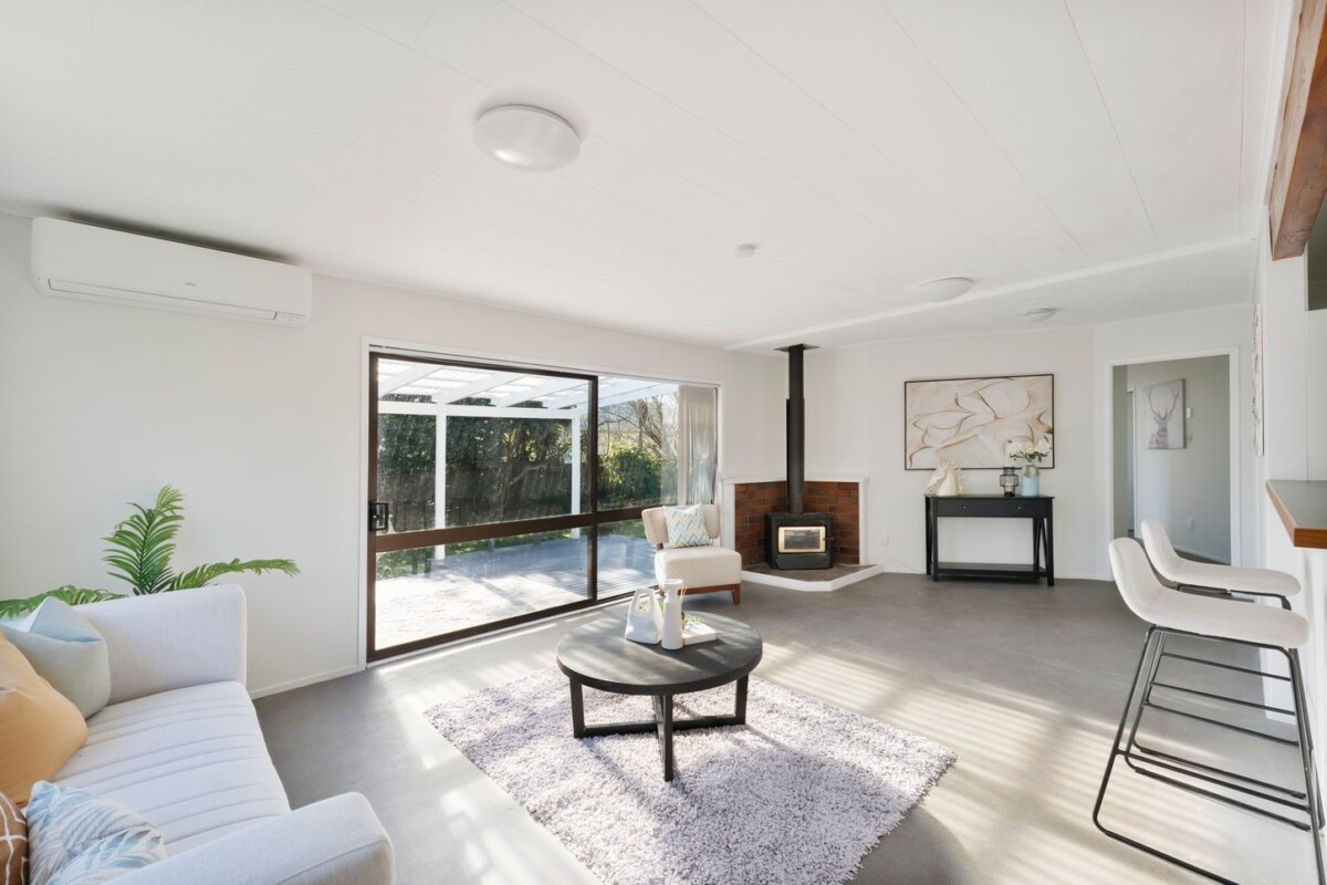 Conjunctionals welcome, 26 Tabitha Crescent, Henderson, Auckland