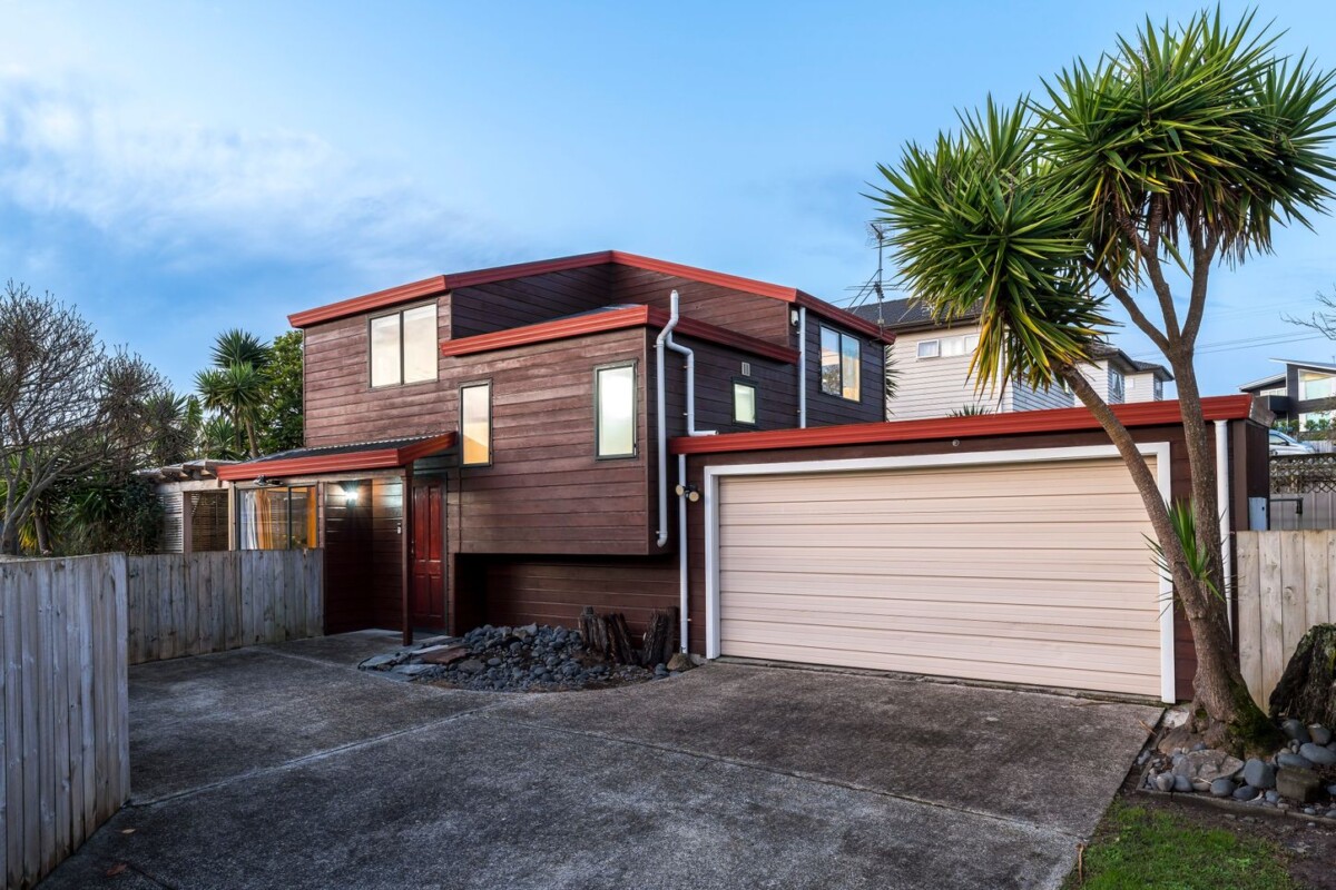 247A Great North Road, Henderson, Auckland
