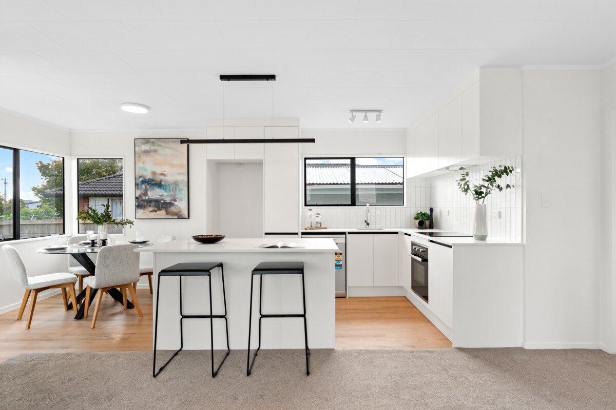 2/7 Rewarewa Road, Te Atatu Peninsula