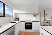 2/7 Rewarewa Road, Te Atatu Peninsula