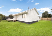 2/7 Rewarewa Road, Te Atatu Peninsula