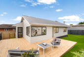 2/7 Rewarewa Road, Te Atatu Peninsula